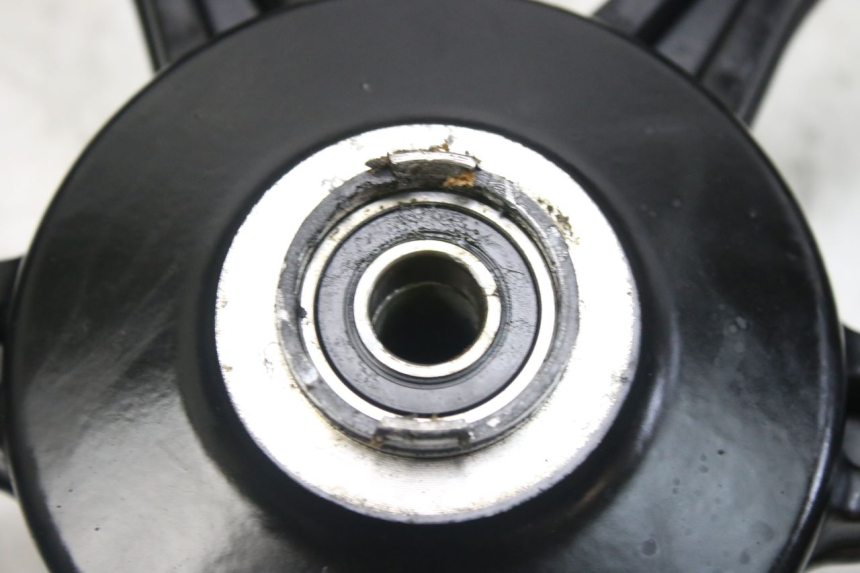 photo de LLANTA DELANTERA DERBI GPR 50 (2004 - 2009) - Zoom estado de uso