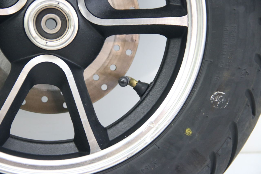 photo de LLANTA DELANTERA JM MOTORS GT LINE 4T 50 (2021 - 2023) - Características distintivas