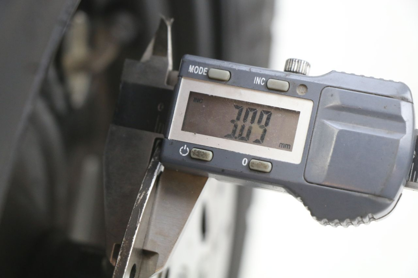 photo de RUEDA DELANTERA EUROCKA GTR-C 50 (2012 - 2021) - Zoom estado de uso