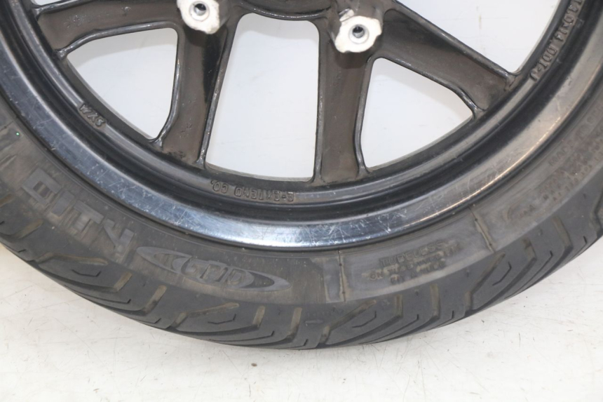 photo de RUEDA DELANTERA SYM GTS EFI 125 (2012 - 2016) - Zoom sobre los componentes