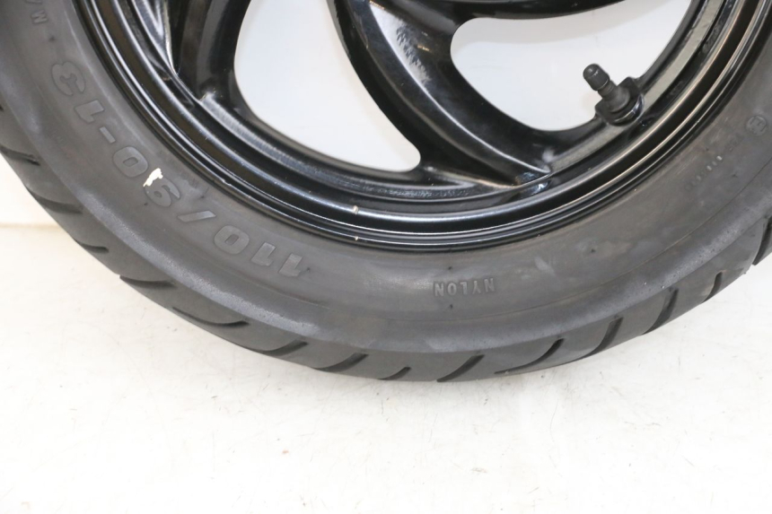 photo de Llanta delantera SYM JOYRIDE EVO 125 (2009 - 2016) - Detalles de los puntos de fijación