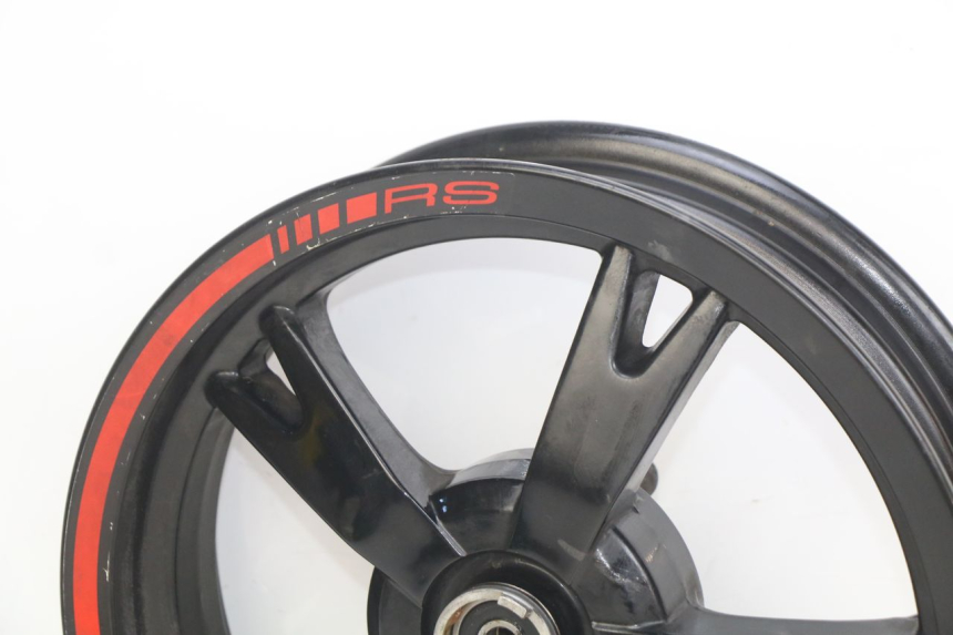 photo de LLANTA DELANTERA PEUGEOT KISBEE 2T 50 (2010 - 2017) - Detalles de los puntos de fijación