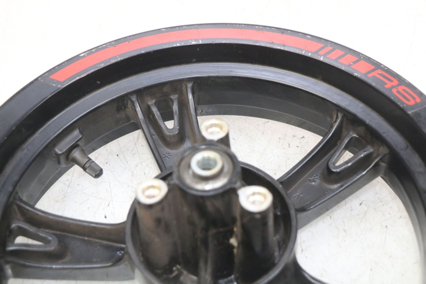 photo de LLANTA DELANTERA PEUGEOT KISBEE 2T 50 (2010 - 2017) - Estado de la superficie y material