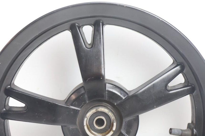 photo de LLANTA DELANTERA PEUGEOT KISBEE 2T 50 (2010 - 2017) - Detalle de la pieza
