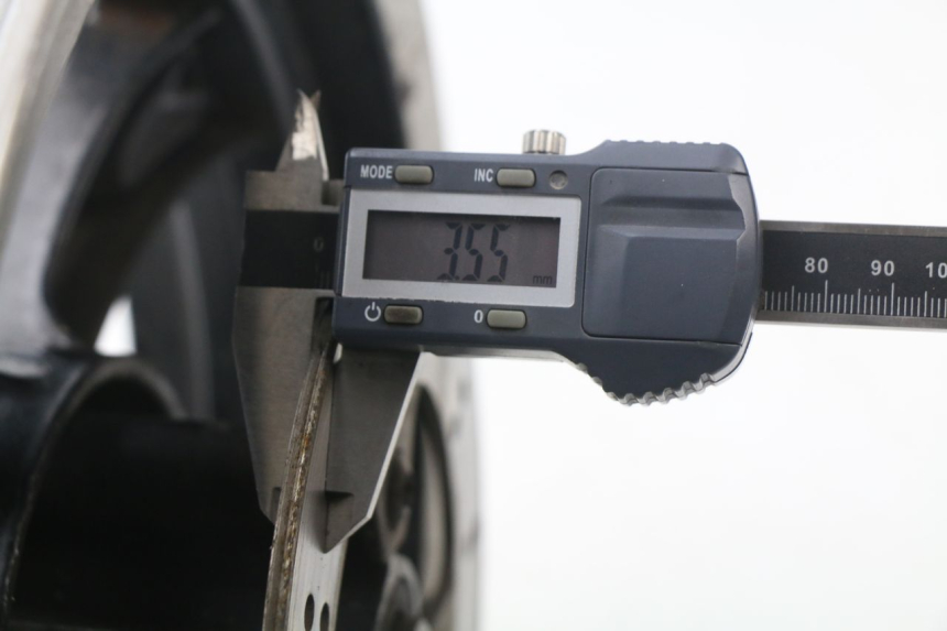 photo de LLANTA DELANTERA  PEUGEOT KISBEE 4T 50 (2010 - 2017) - Detalle de la pieza