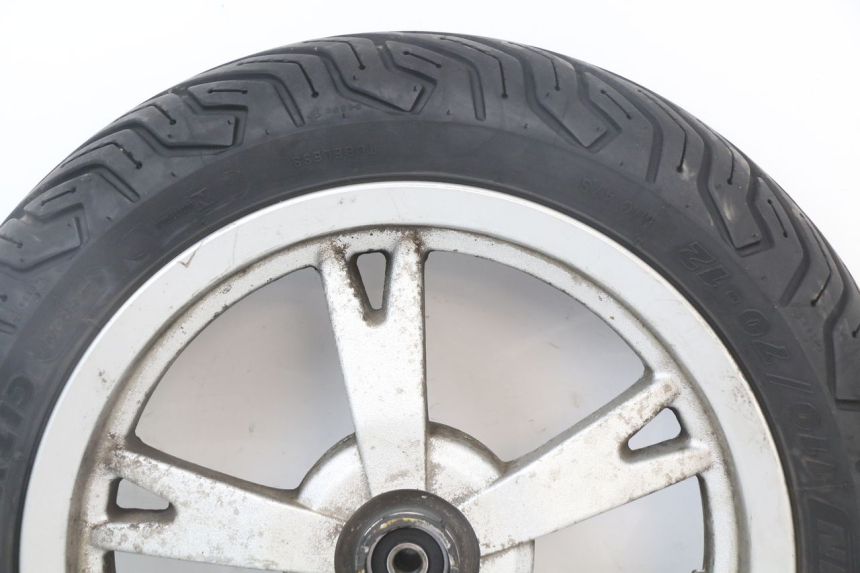 photo de LLANTA DELANTERA PEUGEOT KISBEE 4T 50 (2018 - 2022) - Detalle de la pieza