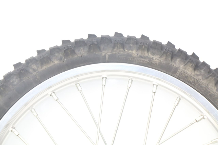 photo de RUEDA DELANTERA KAWASAKI KX 85 (2001 - 2013) - Zoom sobre los componentes