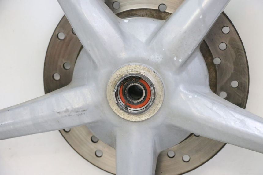 photo de LLANTA DELANTERA  PIAGGIO LIBERTY 4T 50 (2009 - 2015) - Zoom sobre los componentes