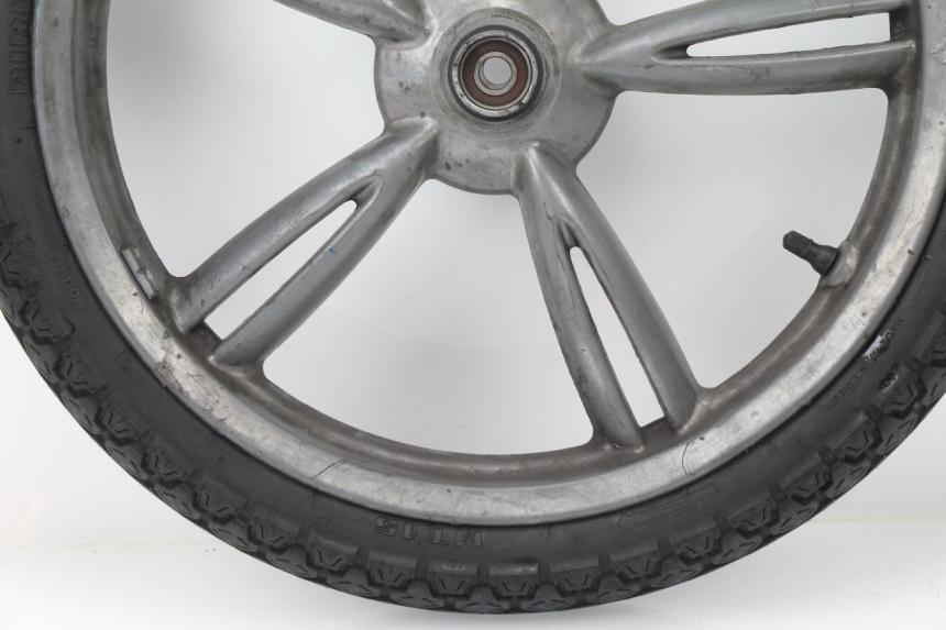 photo de LLANTA DELANTERA PEUGEOT LOOXOR 50 (2001 - 2004) - Características distintivas