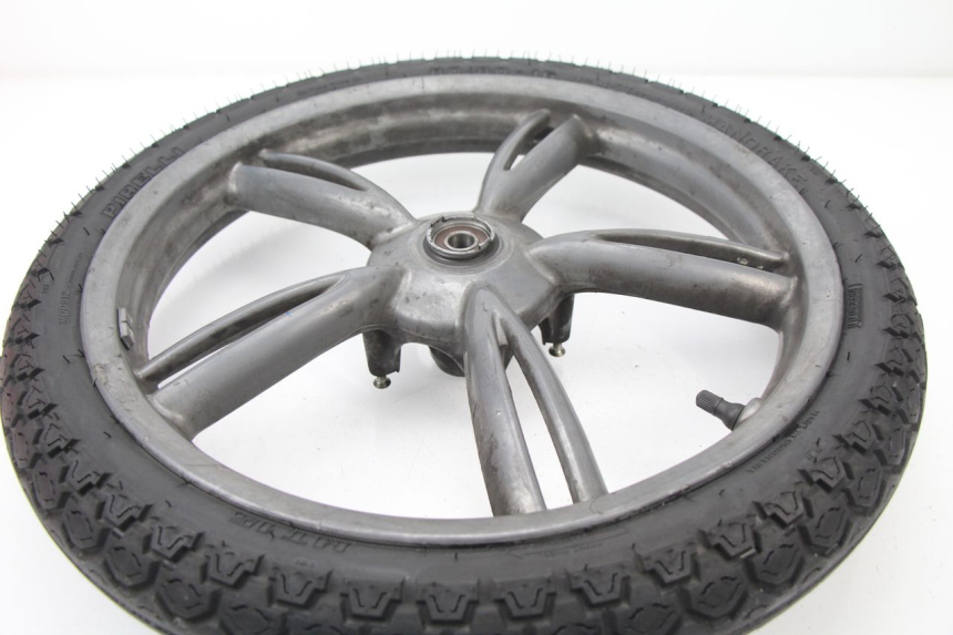 photo de LLANTA DELANTERA PEUGEOT LOOXOR 50 (2001 - 2004) - Primer plano técnico