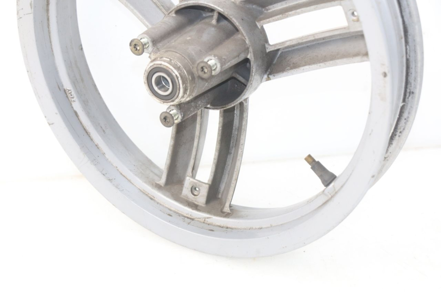 photo de LLANTA DELANTERA PEUGEOT LUDIX 50 (2008 - 2017) - Primer plano técnico