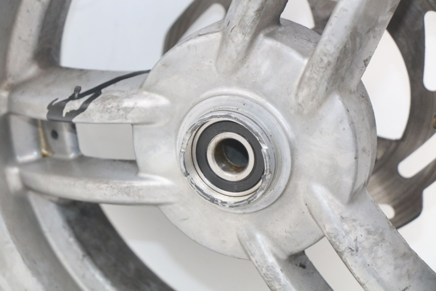 photo de RUEDA DELANTERA PEUGEOT LUDIX 50 (2005 - 2007) - Estado de la superficie y material