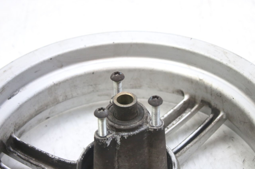 photo de LLANTA DELANTERA PEUGEOT LUDIX 50 (2008 - 2017) - Características distintivas