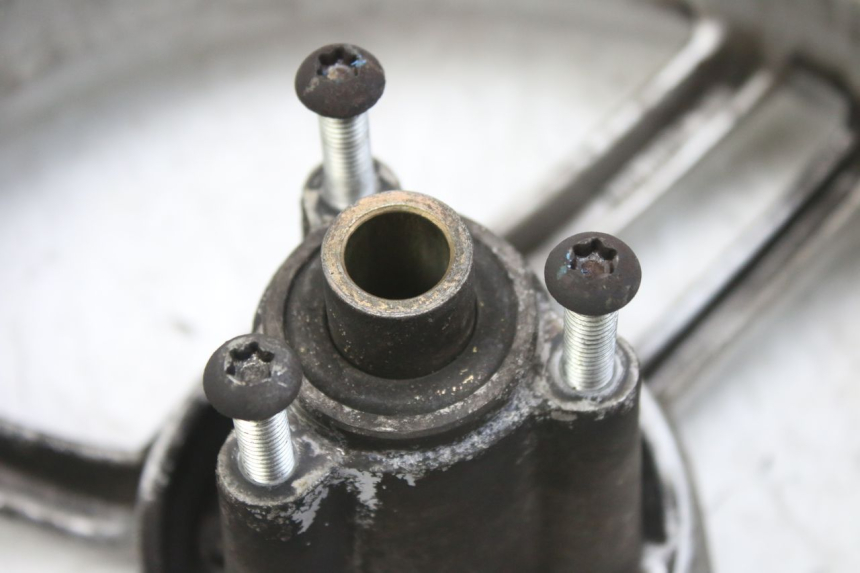 photo de LLANTA DELANTERA PEUGEOT LUDIX 50 (2008 - 2017) - Marcados y referencias originales