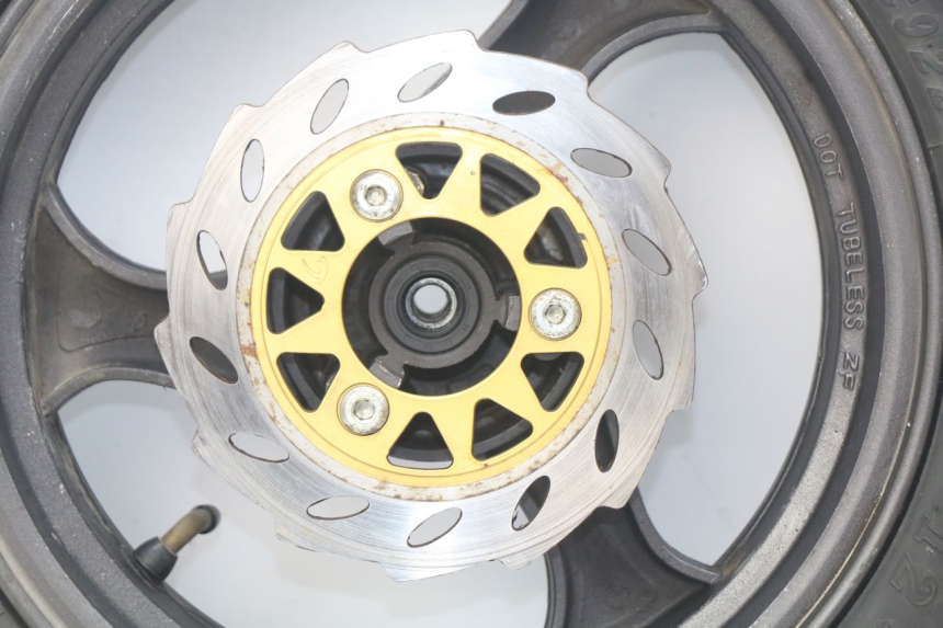 photo de LLANTA DELANTERA EUROCKA MATADOR 4T 50 (2010 - 2016) - Zoom sobre los componentes