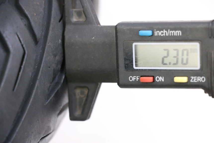 photo de LLANTA DELANTERA  PIAGGIO MP3 HPE 350 (2018 - 2020) - Detalle de la pieza