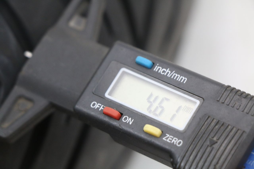 photo de LLANTA DELANTERA PIAGGIO MP3 LT 400 (2007 - 2012) - Otra vista del artículo