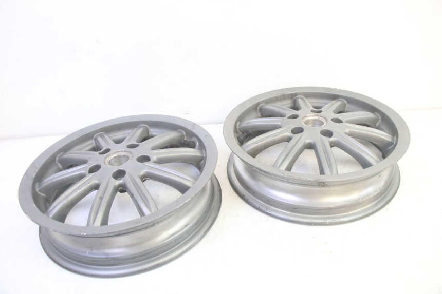 photo de LLANTA DELANTERA PIAGGIO MP3 LT 400 (2007 - 2012) - Otra vista del artículo