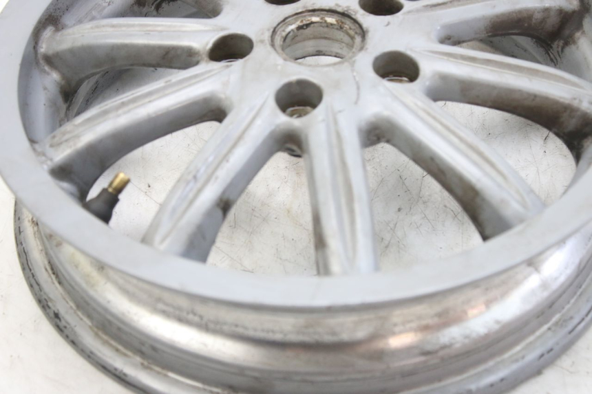 photo de LLANTA DELANTERA PIAGGIO MP3 RL 250 (2006 - 2010) - Detalles de los puntos de fijación