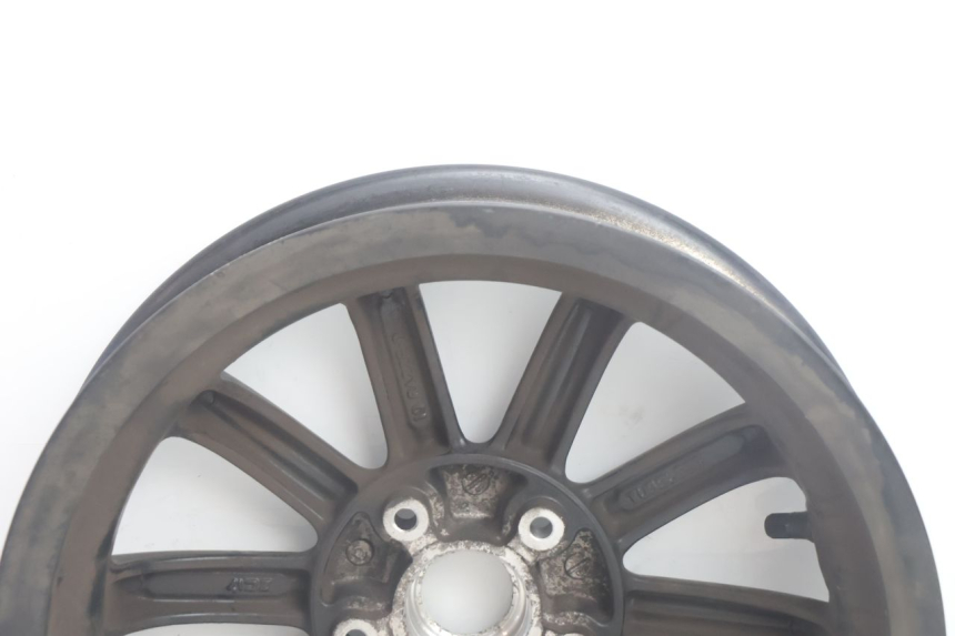 photo de LLANTA DELANTERA  PIAGGIO MP3 500 (2011 - 2015) - Detalles de los puntos de fijación