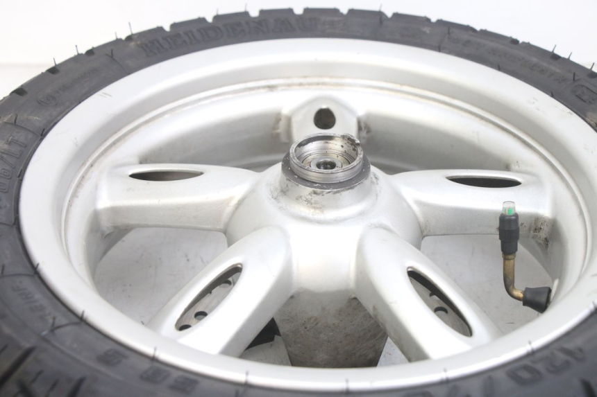 photo de LLANTA DELANTERA YAMAHA NEOS NEO'S 4T 50 (2008 - 2016) - Primer plano técnico