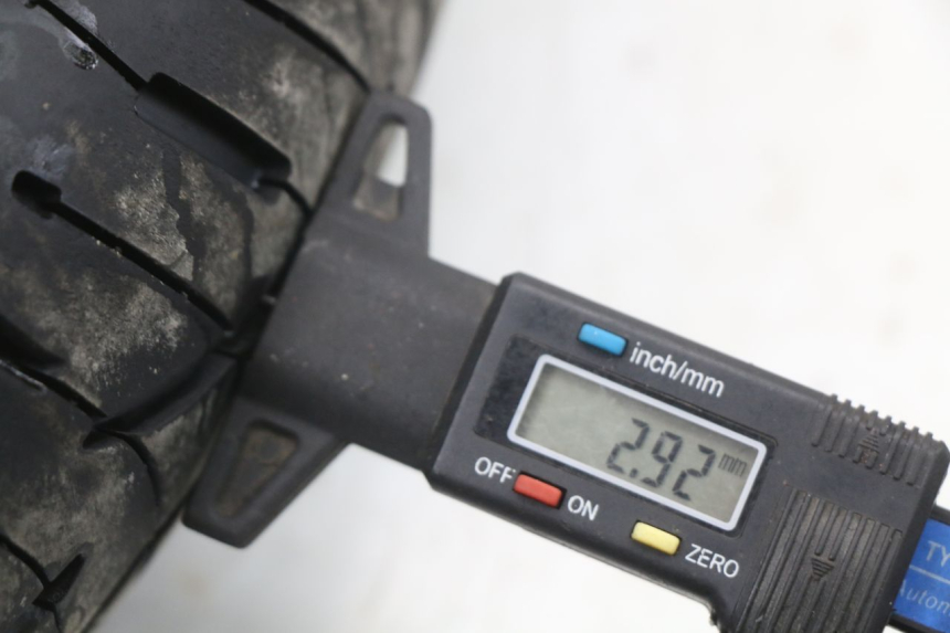 photo de LLANTA DELANTERA  MOTO GUZZI NORGE 8V GT 1200 (2011 - 2016) - Características distintivas