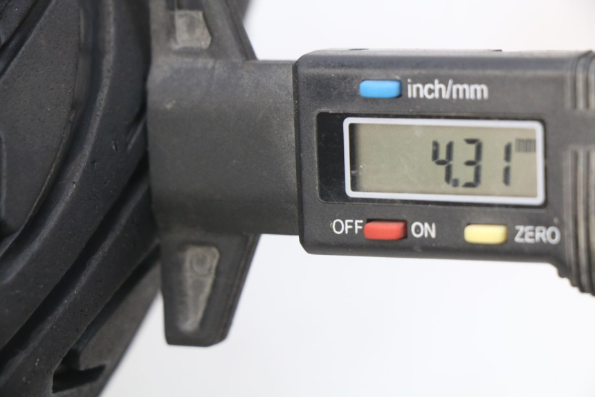 photo de RUEDA DELANTERA JM MOTORS OLDIES 4T 50 (2010 - 2020) - Zoom estado de uso