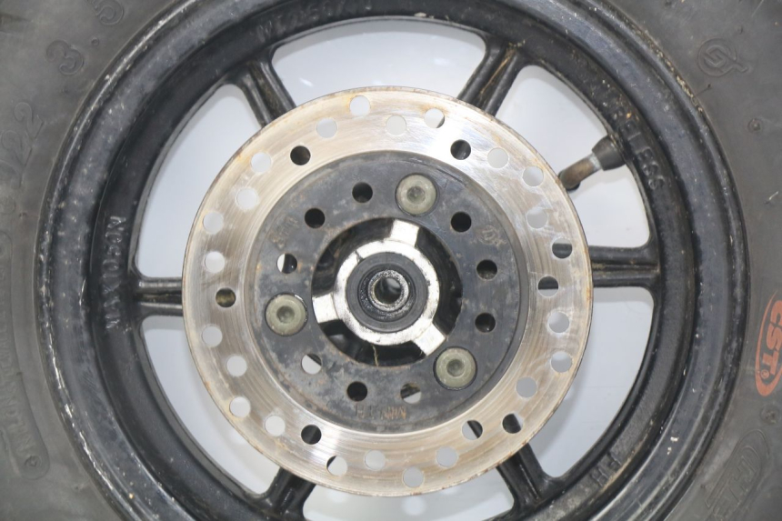 photo de LLANTA DELANTERA  NECO ONE 2T 50 (2011 - 2020) - Zoom sobre los componentes