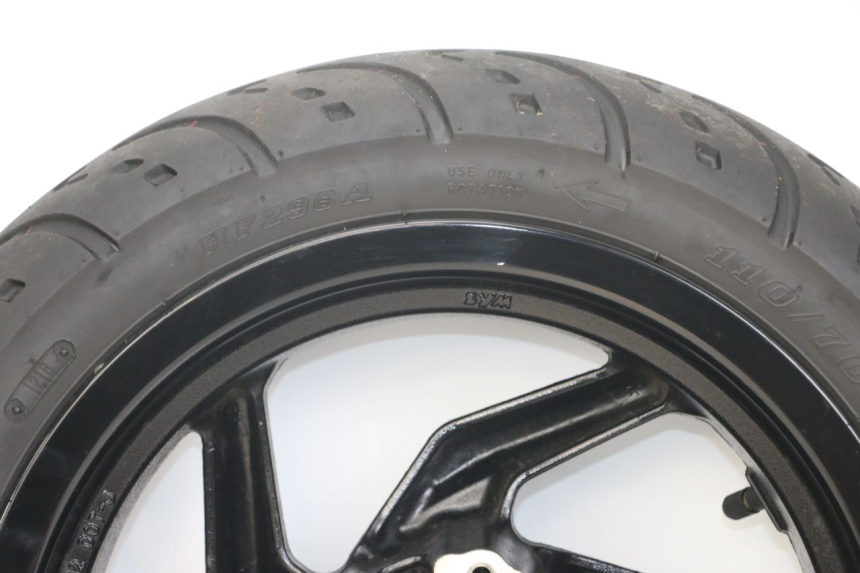 photo de LLANTA DELANTERA SYM ORBIT III 3 4T 50 (2018 - 2021) - Detalles de los puntos de fijación