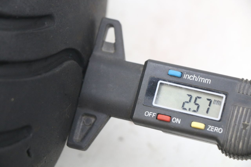 photo de LLANTA DELANTERA KSR PANDORA 4T 50 (2018 - 2023) - Zoom estado de uso