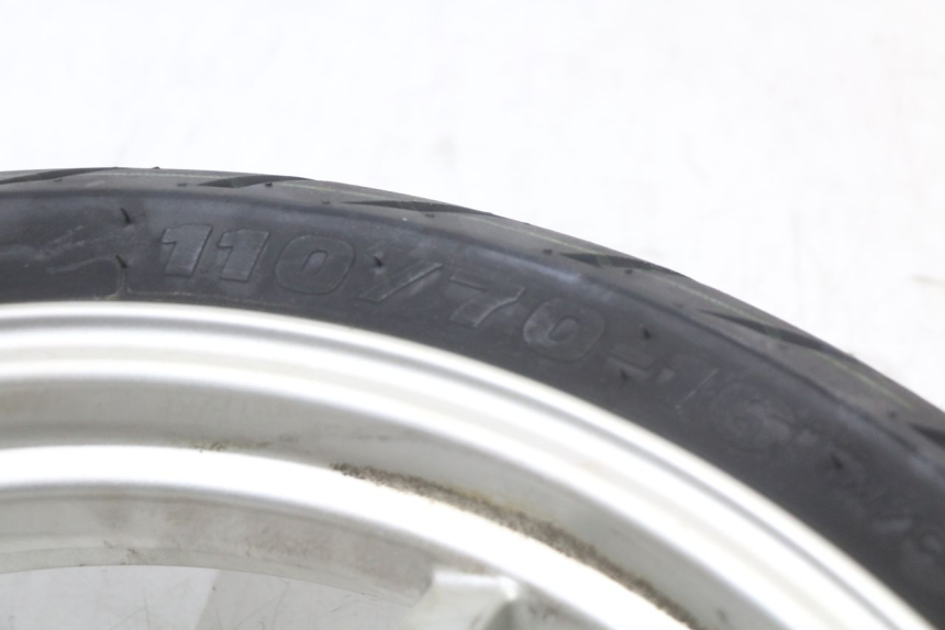 photo de LLANTA DELANTERA  PEUGEOT BELVILLE 125 (2017 - 2021) - Zoom sobre los componentes