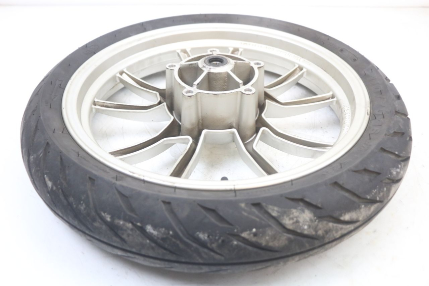 photo de LLANTA DELANTERA  PEUGEOT BELVILLE 125 (2017 - 2021) - Detalles de los puntos de fijación