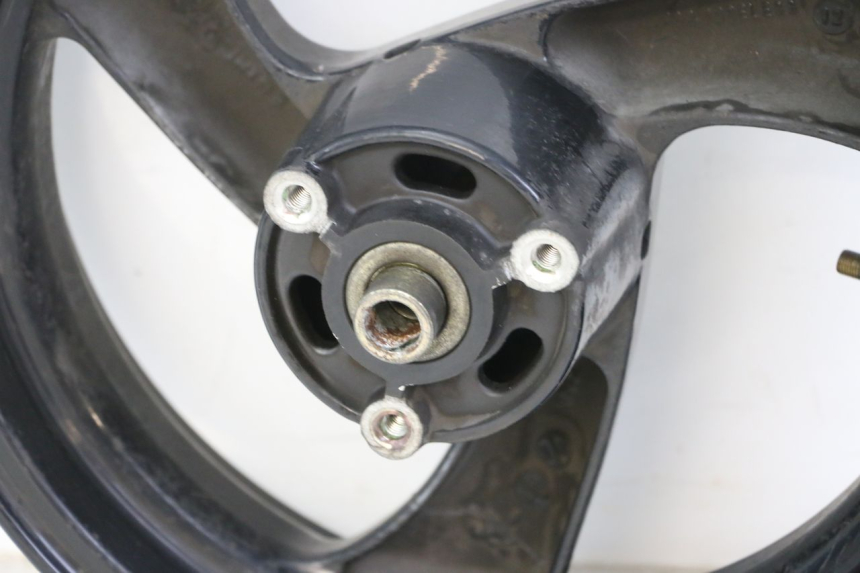 photo de LLANTA DELANTERA PEUGEOT ELYSTAR 50 (2002 - 2014) - Primer plano técnico