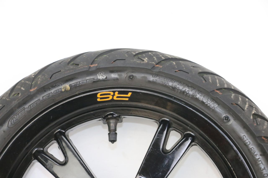 photo de LLANTA DELANTERA PEUGEOT KISBEE 2T 50 (2010 - 2017) - Estado de la superficie y material