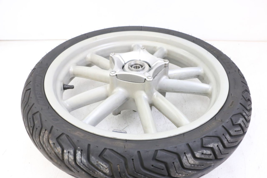 photo de LLANTA DELANTERA  PIAGGIO BEVERLY 125 (1998 - 2005) - Primer plano técnico