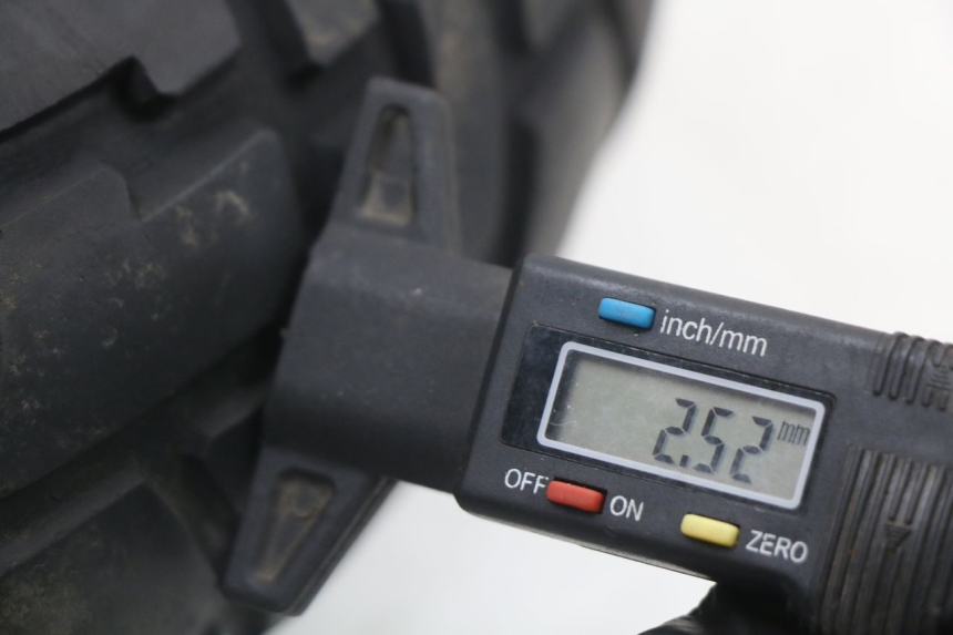 photo de LLANTA DELANTERA PIAGGIO NEW TYPHOON 50 (2010 - 2017) - Primer plano de alta resolución