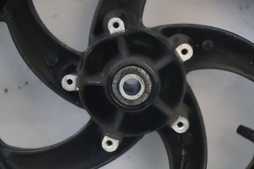 photo de LLANTA DELANTERA PIAGGIO NEW TYPHOON 50 (2010 - 2017) - Marcados y referencias originales