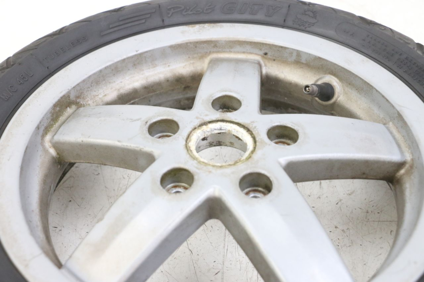 photo de LLANTA DELANTERA PIAGGIO VESPA LX 2T 50 (2005 - 2013) - Detalles de los puntos de fijación