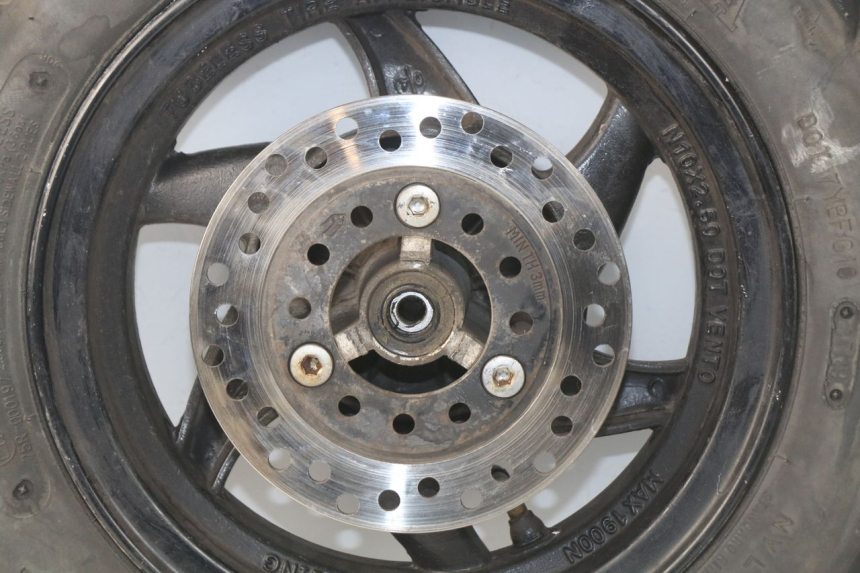 photo de LLANTA DELANTERA  KEEWAY PIXEL 50 (2008 - 2011) - Características distintivas