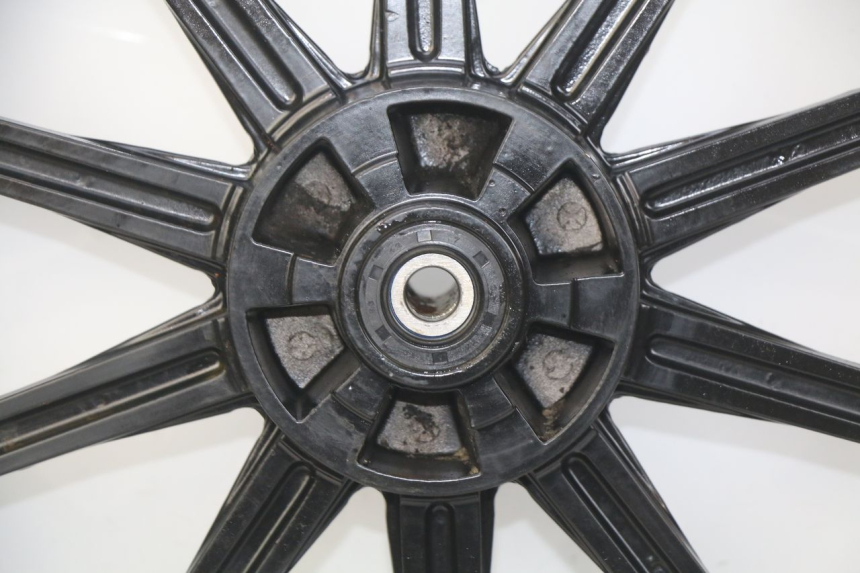 photo de LLANTA DELANTERA YAMASAKI RAPTOR 50 (2013 - 2018) - Enfoque en la estructura