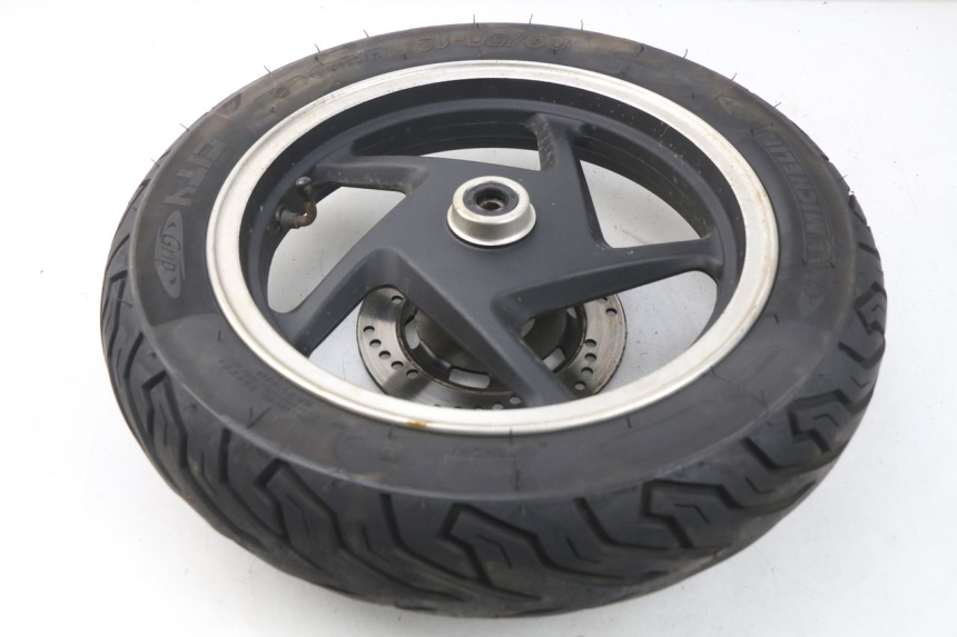 photo de LLANTA DELANTERA  RED ELECTRIC RED E PRO 1 (2017 - 2019) - Primer plano técnico