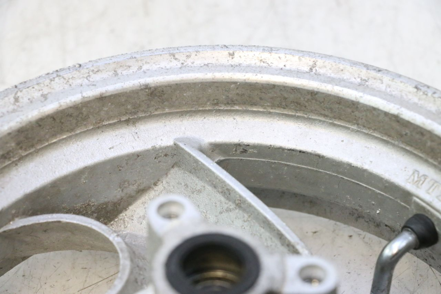 photo de LLANTA DELANTERA  YIYING RETRO 125 (2008 - 2018) - Primer plano de alta resolución