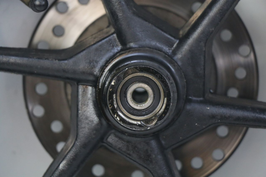 photo de LLANTA DELANTERA TNT MOTOR ROMA 10' 2T 50 (2011 - 2018) - Características distintivas