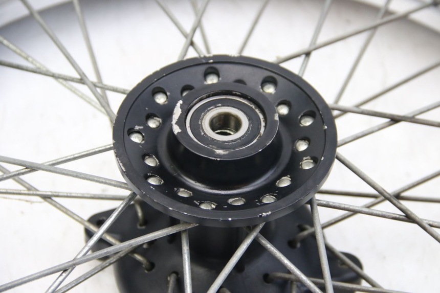 photo de LLANTA DELANTERA HYOSUNG RT KARION 125 (2003 - 2007) - Foto de producto adicional