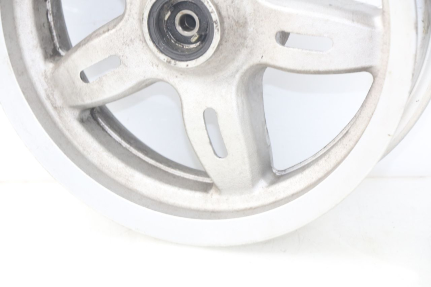 photo de LLANTA DELANTERA  DAELIM S2 FI 125 (2008 - 2017) - Detalles de los puntos de fijación