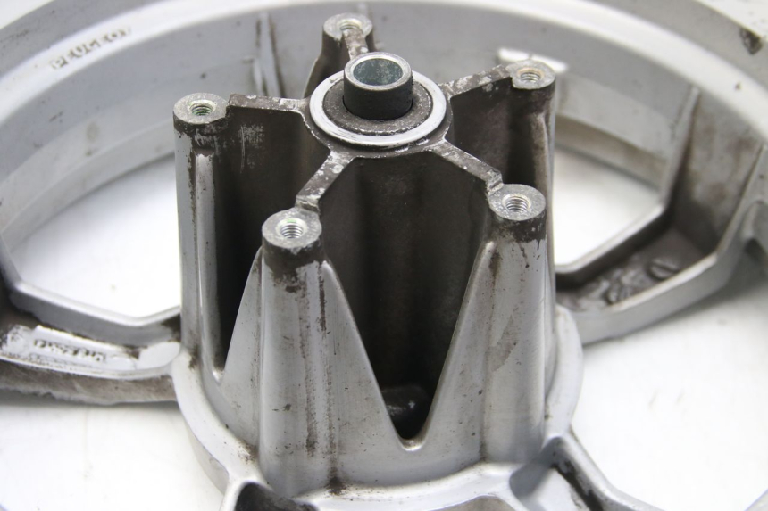 photo de LLANTA DELANTERA PEUGEOT SATELIS COMPRESSOR K15 125 (2006 - 2009) - Características distintivas