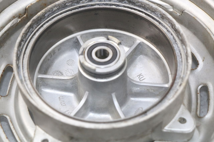 photo de RUEDA DELANTERA HONDA SCV LEAD 100 (2003 - 2007) - Otra perspectiva