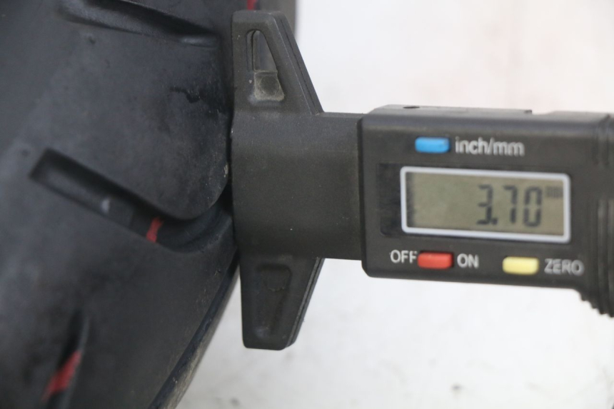 photo de RUEDA DELANTERA HONDA SCV LEAD 100 (2003 - 2007) - Zoom estado de uso