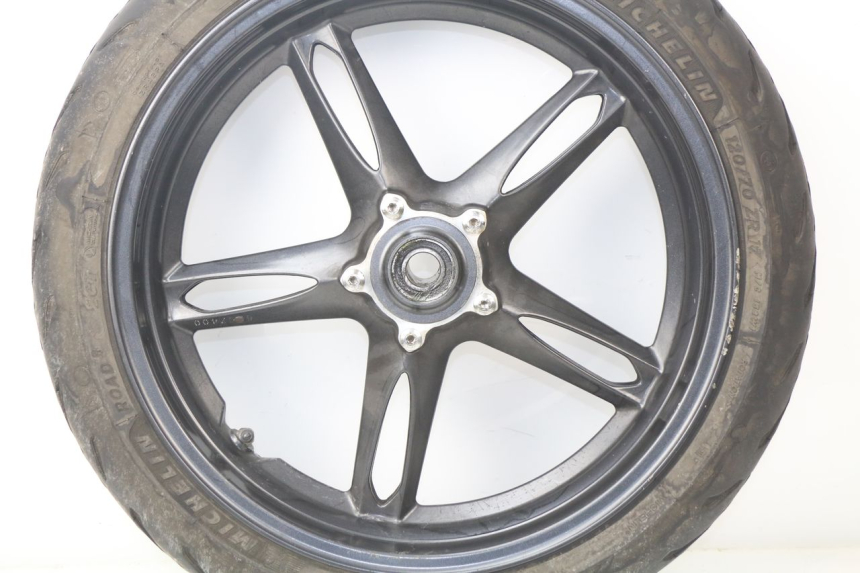 photo de LLANTA DELANTERA  TRIUMPH SPEED TRIPLE 1050 (2005 - 2007) - Recambio usado revisado