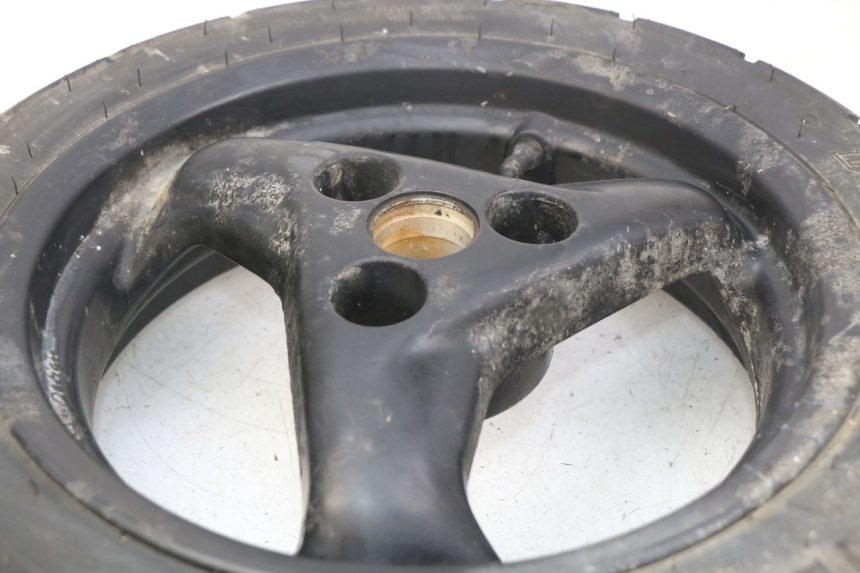 photo de LLANTA DELANTERA PEUGEOT SPEEDFIGHT 2 AC 50 (2000 - 2009) - Primer plano técnico